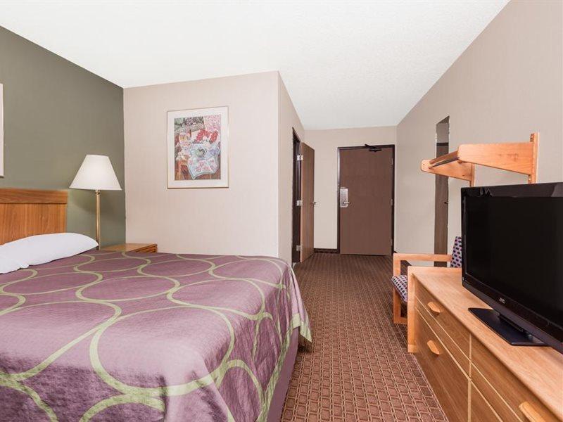 Super 8 By Wyndham Augusta Ft Eisenhower Area Экстерьер фото